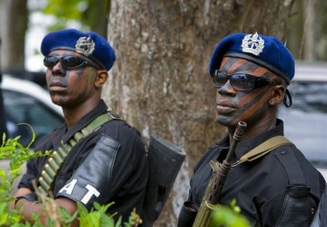 politie arrestatieteam suriname