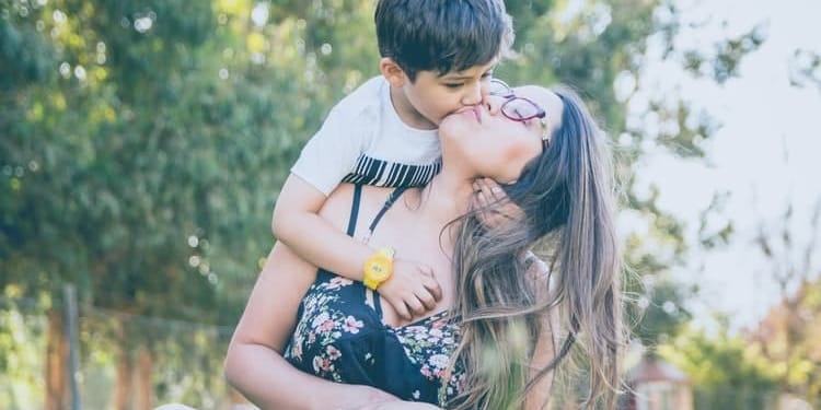 MOEDER EN KIND OUDERS