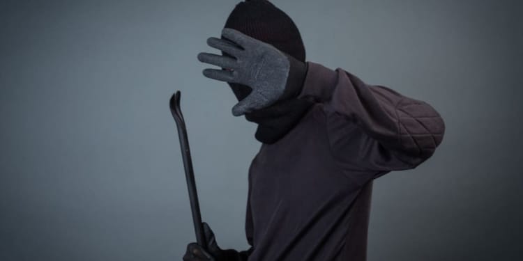 black criminals wore head yarn gray