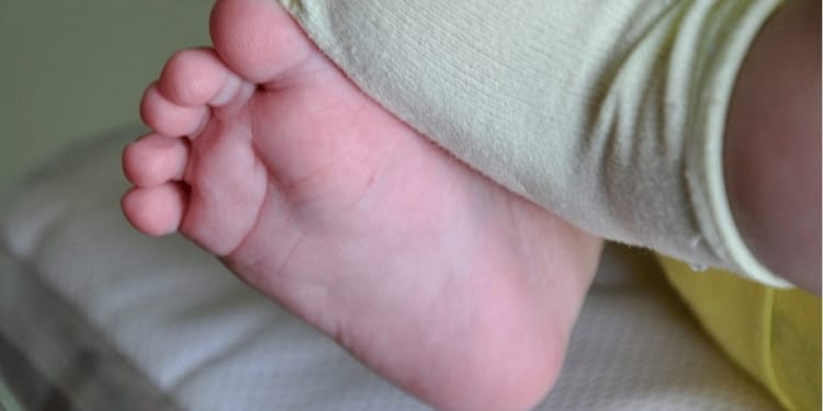 babyvoeten1