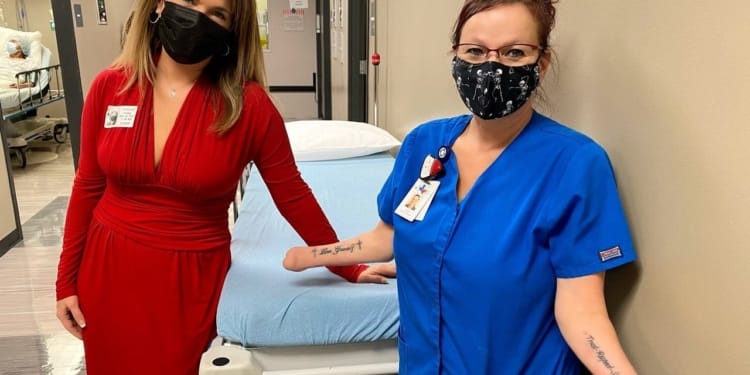 Lori Adams Dimmick w Melissa Wilson