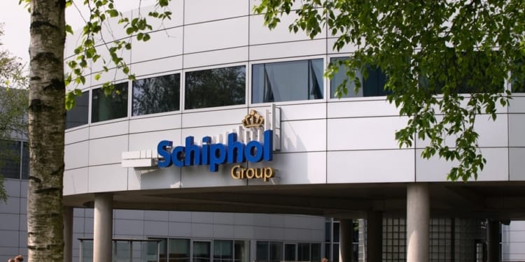 Entrance SHG Head office Royal Schiphol Group