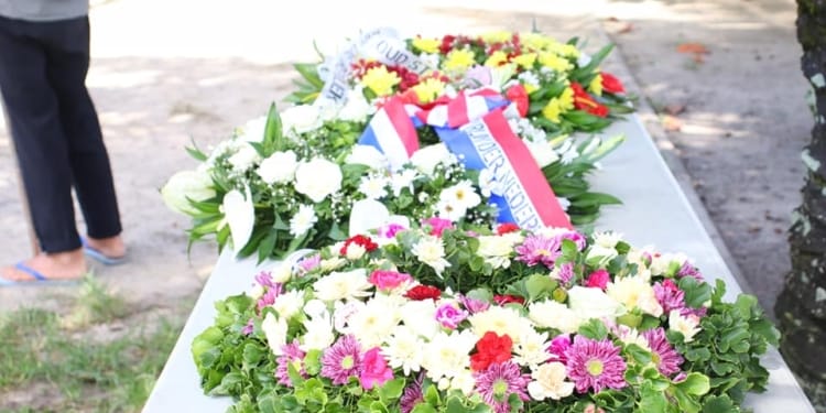 kransen oorlogsmonument