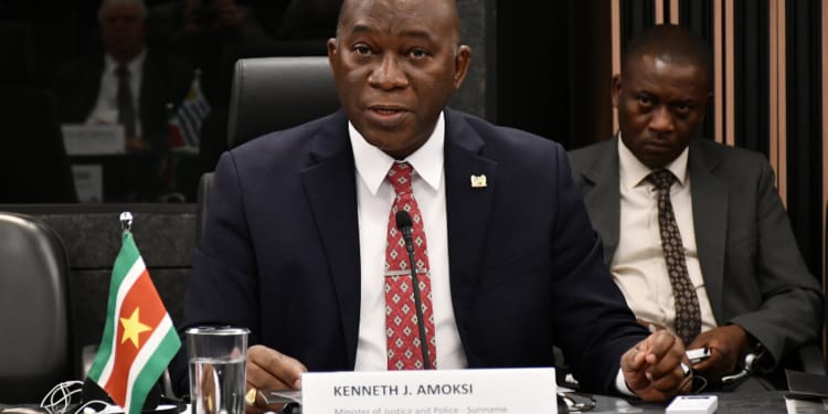 kenneth amoksi brasilia 1