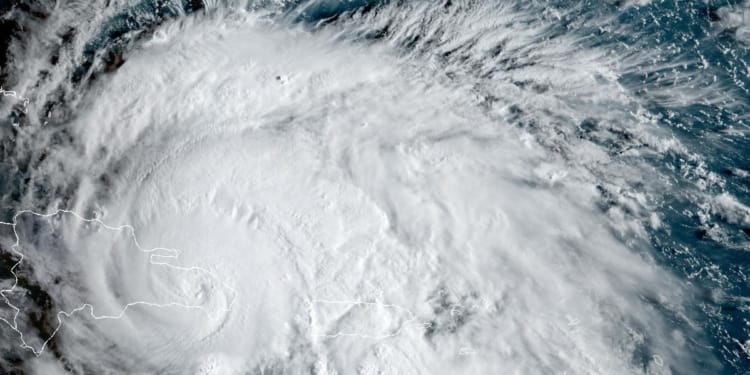 hurricane aardbeving storm orkaan