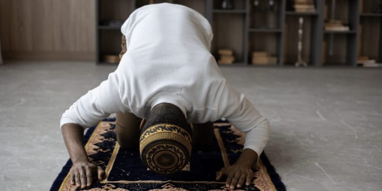 man bidden islam moslim mat