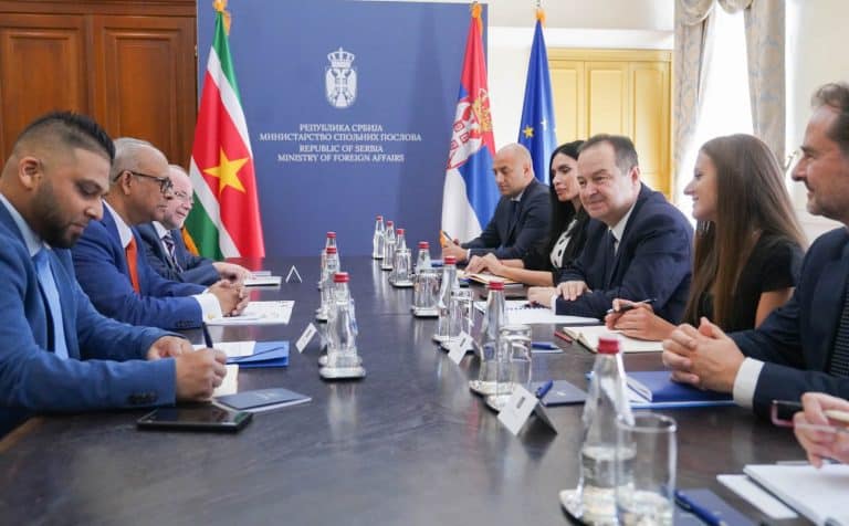 2023.07.23 BIBIS 02 Servie 768x476 1