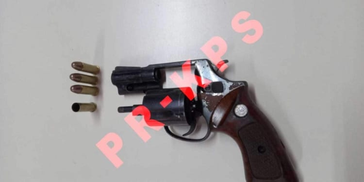 15 jarige scholier lost schot op school hij is aangehouden rotated