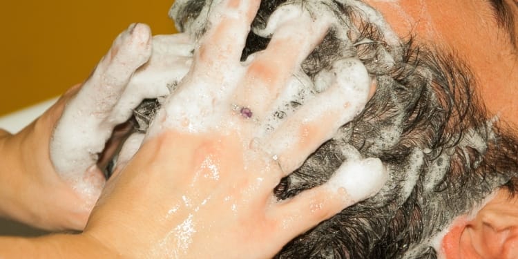 Shampoo haren wassen kapper