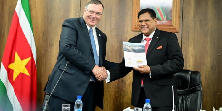 fid overeenkomst ondertekend santokhi en total ceo
