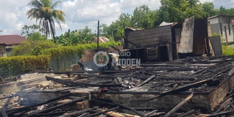 houtenwoning afgebrand