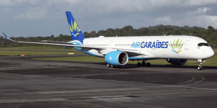 air caraibes cayenne foto - paul morley