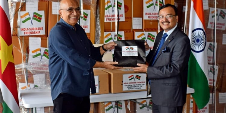 india suriname voedselpaketten