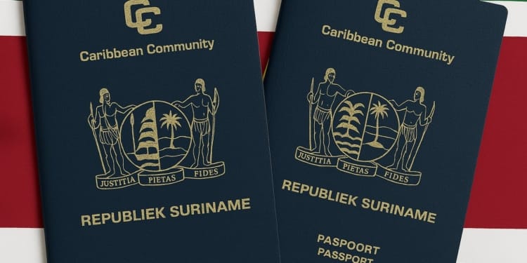 paspoort surinaams